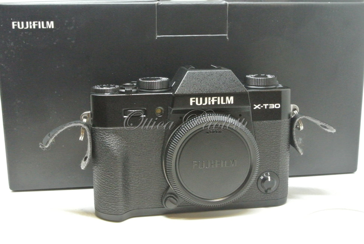 Fuji X-T30 Usata
