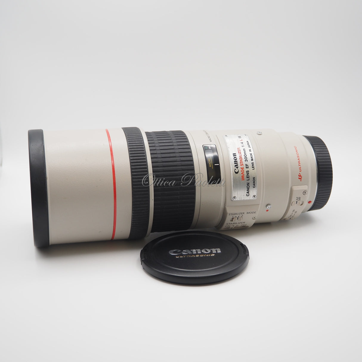 Canon  EF 300 mm 1:4 L IS
