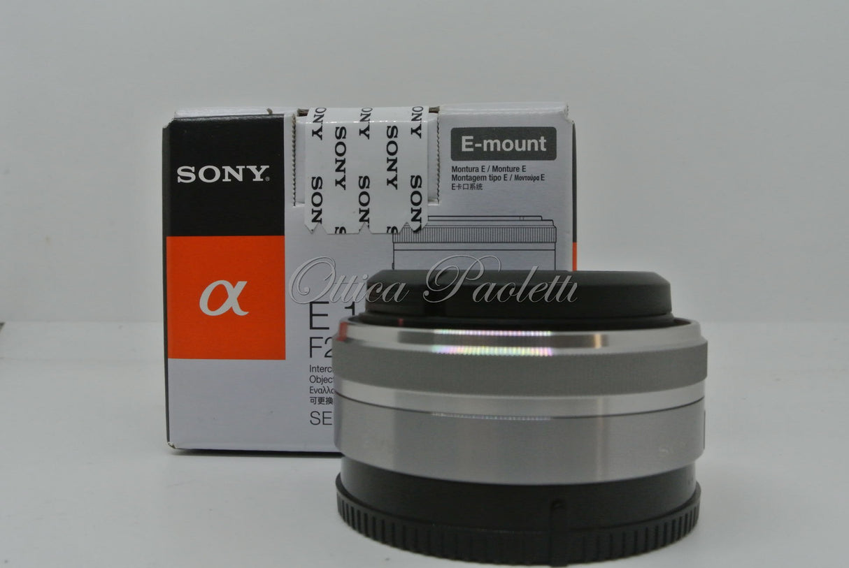 Sony E 16 mm F2.8 Usato